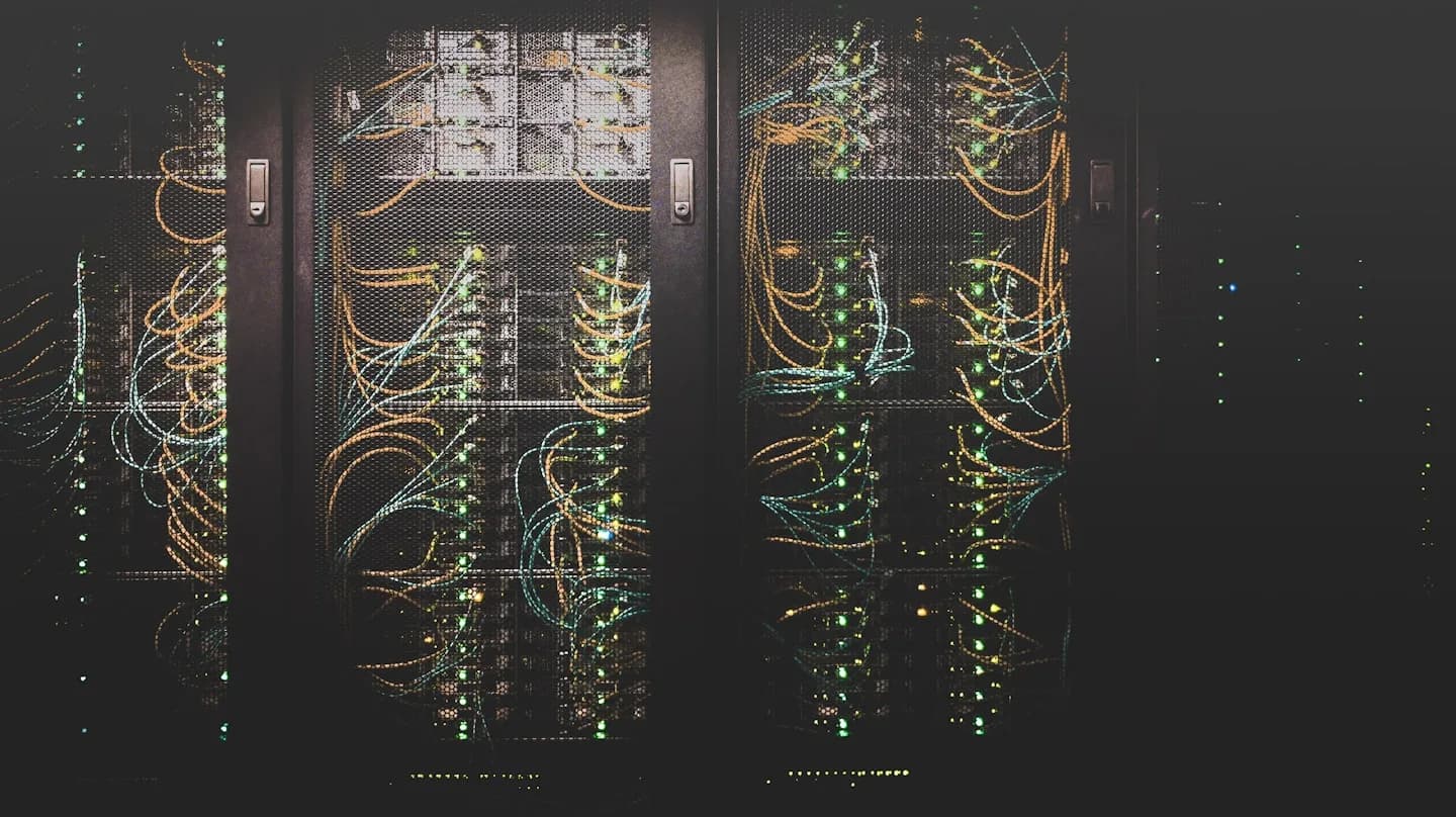 Server racks and cabling in a data centre
